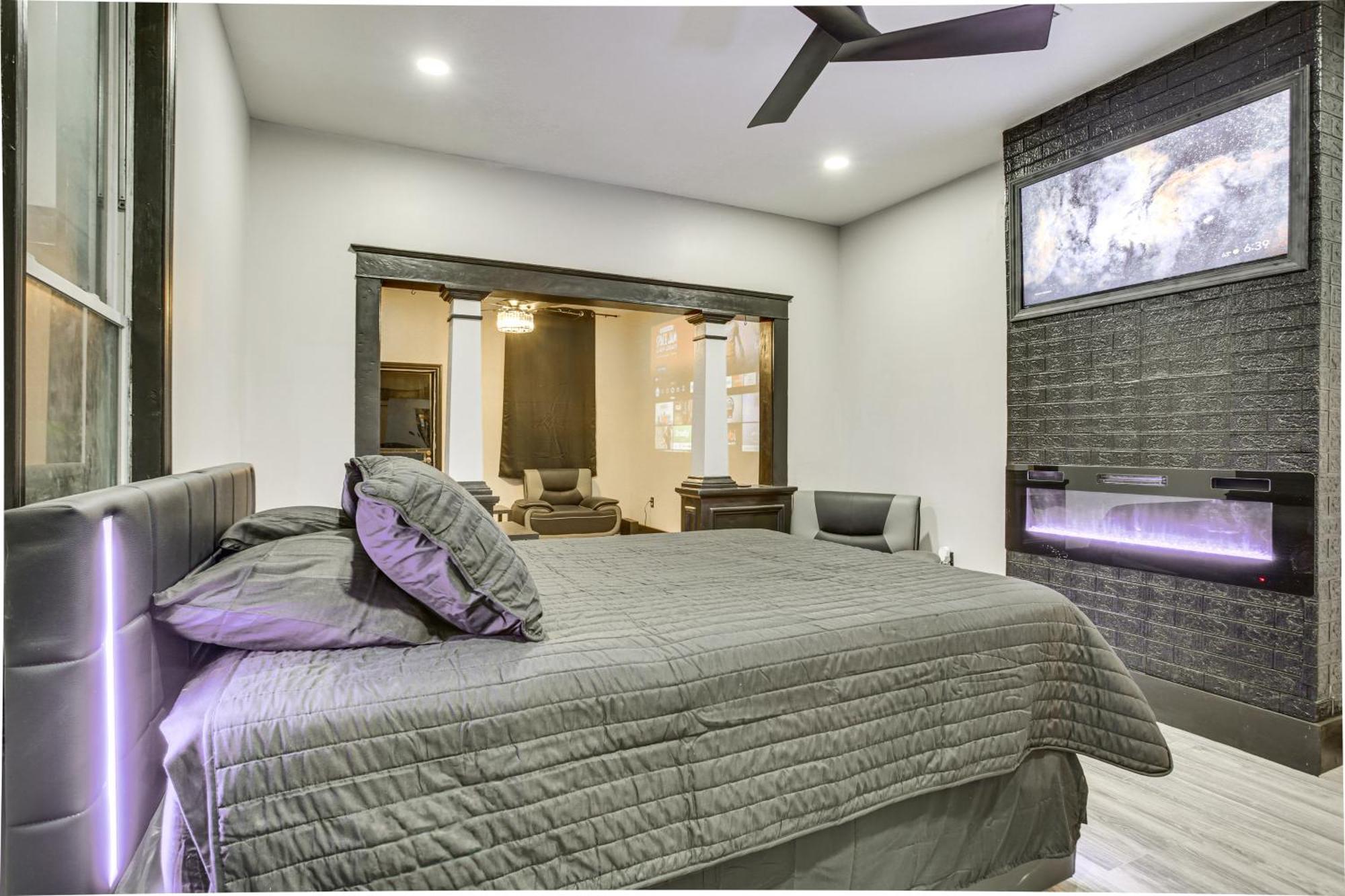 Duplex 2 Mi To Bourbon Street!
